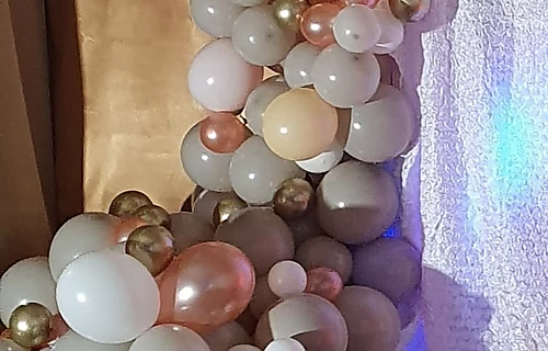 Baloni, galda dekori, aksesuāri,